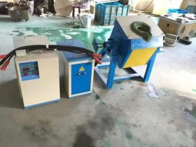 石墨坩埚还是铸铁坩埚？蹲了上百个车间，我总结出这份铝合金熔炼选型血泪史